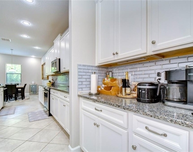 31470 Fairhill Drive - Photo Thumbnail 22