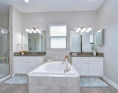 31470 Fairhill Drive - Photo Thumbnail 52