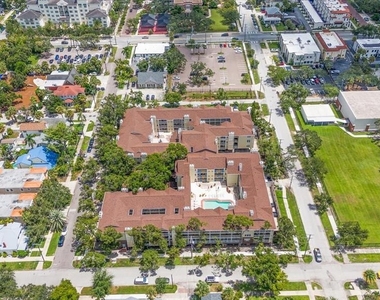 1000 W Horatio Street - Photo Thumbnail 30