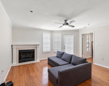 1000 W Horatio Street - Photo Thumbnail 9