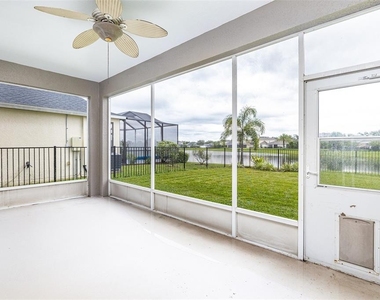 11328 Misty Isle Lane - Photo Thumbnail 13