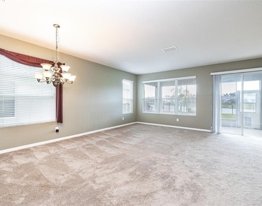 11328 Misty Isle Lane - Photo Thumbnail 5