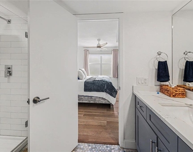 5200 Brittany Drive S - Photo Thumbnail 10