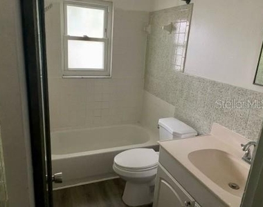 4808 20th Street - Photo Thumbnail 6