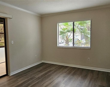 11720 Raintree Village Boulevard - Photo Thumbnail 12