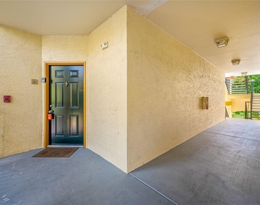 5612 Pinnacle Heights Circle - Photo Thumbnail 2