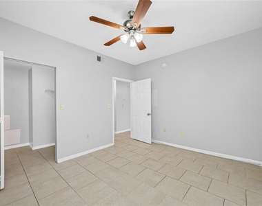 5612 Pinnacle Heights Circle - Photo Thumbnail 18
