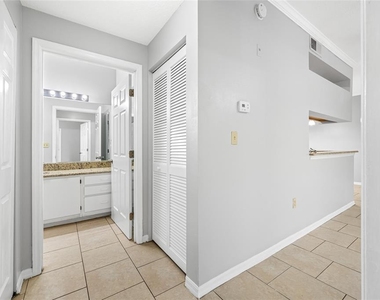 5612 Pinnacle Heights Circle - Photo Thumbnail 15