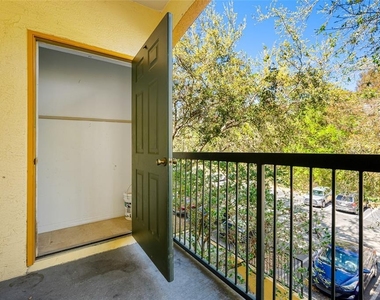 5612 Pinnacle Heights Circle - Photo Thumbnail 24