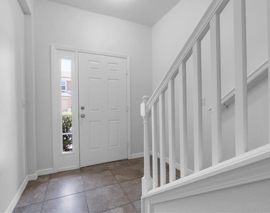 4057 71st Terrace N - Photo Thumbnail 11