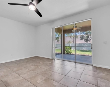 4057 71st Terrace N - Photo Thumbnail 6