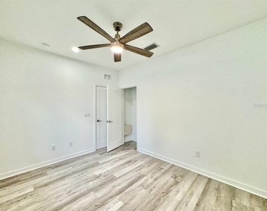 2108 E 22nd Avenue - Photo Thumbnail 15
