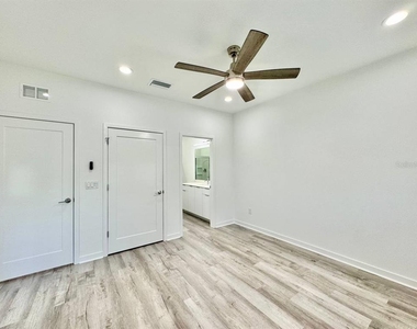 2108 E 22nd Avenue - Photo Thumbnail 23