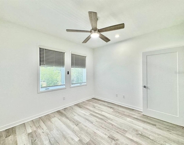 2108 E 22nd Avenue - Photo Thumbnail 17