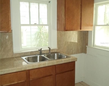 750 7th Avenue N - Photo Thumbnail 5