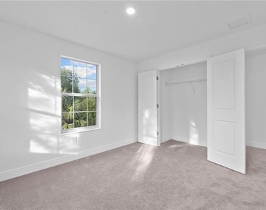 1156 37th Avenue N - Photo Thumbnail 26
