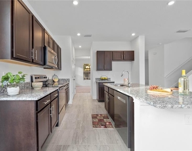 1156 37th Avenue N - Photo Thumbnail 13