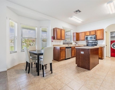 8219 Canterbury Lake Boulevard - Photo Thumbnail 7