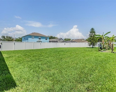 8219 Canterbury Lake Boulevard - Photo Thumbnail 29