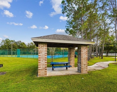 8332 Torrington Avenue - Photo Thumbnail 13
