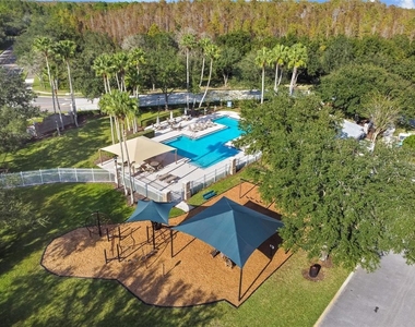 8332 Torrington Avenue - Photo Thumbnail 9