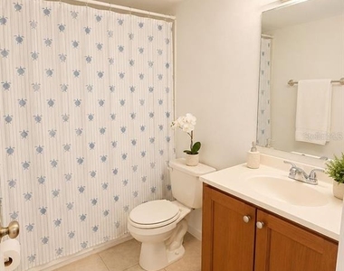 2812 Somerset Park Drive - Photo Thumbnail 6