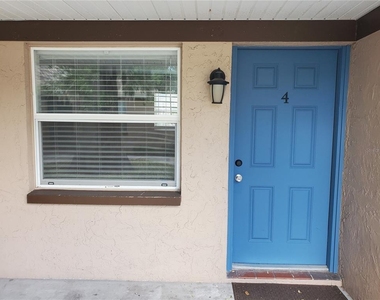 107 W Clay Avenue - Photo Thumbnail 1