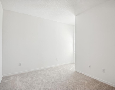 5756 Spotted Harrier Way - Photo Thumbnail 16