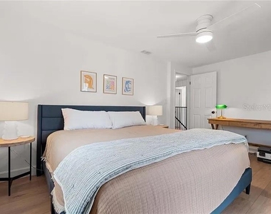 8067 123rd Street - Photo Thumbnail 24