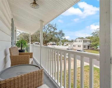 8067 123rd Street - Photo Thumbnail 32
