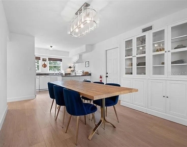 8067 123rd Street - Photo Thumbnail 9