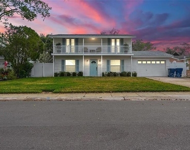 8067 123rd Street - Photo Thumbnail 1