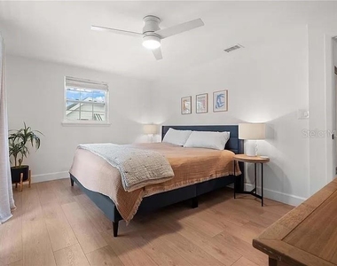 8067 123rd Street - Photo Thumbnail 23