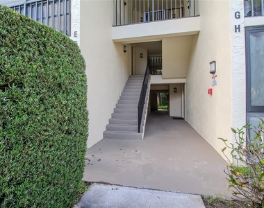 3101 Lake Pine Way S - Photo Thumbnail 19