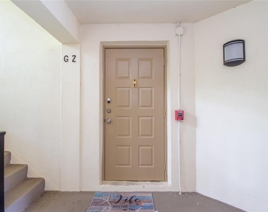 3101 Lake Pine Way S - Photo Thumbnail 18