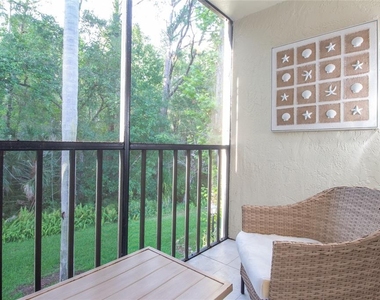 3101 Lake Pine Way S - Photo Thumbnail 17