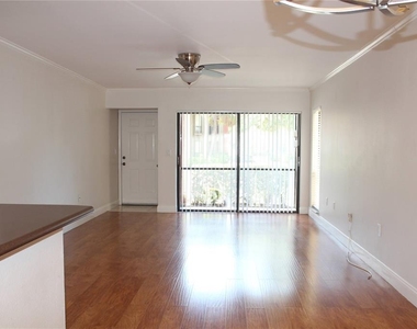 5602 Baywater Drive - Photo Thumbnail 2