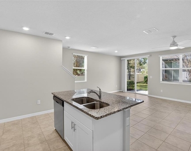 2710 Scarlet Bay Place - Photo Thumbnail 28