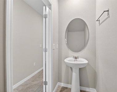 2710 Scarlet Bay Place - Photo Thumbnail 20