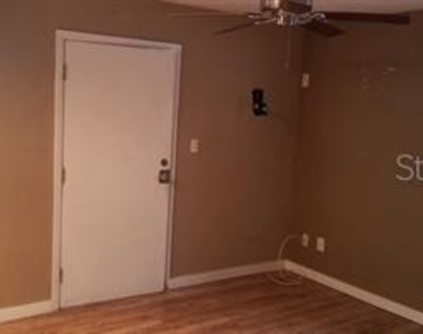 655 7th Avenue N - Photo Thumbnail 2