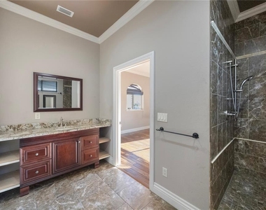 736 Pruitt Drive - Photo Thumbnail 15