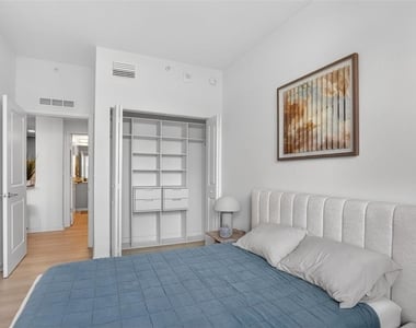 5579 Millenia Park Boulevard - Photo Thumbnail 6
