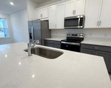 13193 Calming Breeze Way - Photo Thumbnail 18