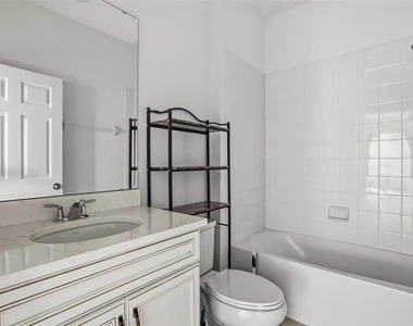 14452 Crestavista Avenue - Photo Thumbnail 28
