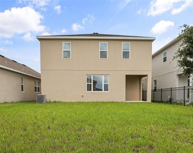 14452 Crestavista Avenue - Photo Thumbnail 35