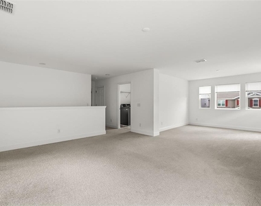 14452 Crestavista Avenue - Photo Thumbnail 17