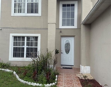 517 Maricopa Drive - Photo Thumbnail 2