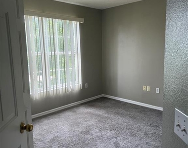 517 Maricopa Drive - Photo Thumbnail 11