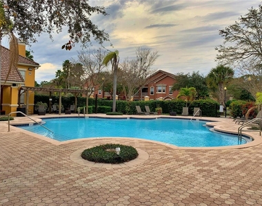 8848 Villa View Circle - Photo Thumbnail 14