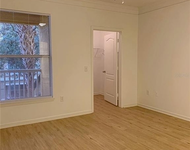 8848 Villa View Circle - Photo Thumbnail 11